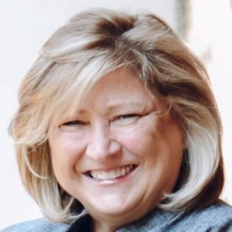 Profile photo of Kelly Hughes